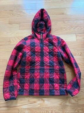 L.L. Bean women’s Hooded Puffer Jacket in Red and Black Plaid